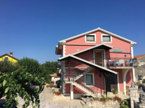 Отель Apartment Pokrajac  Ровиньско Село